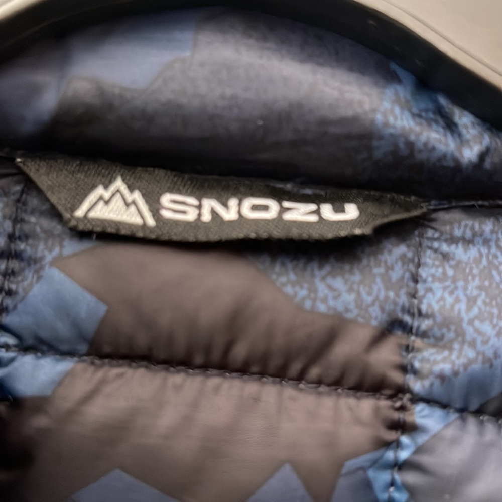 Snozu kids jacket. Size M (10/12). Blue. Combo puffer and flat material. - Picture 2 of 10